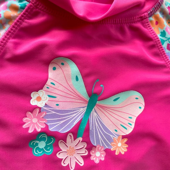 2T UV Skinz UPF 50+ Rashguard, 3/4 Raglan Sleeve, Butterfly Floral, Bright Pink - Picture 7 of 8